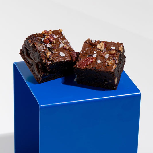 pecan brownie with salted caramel - 12 Pieces